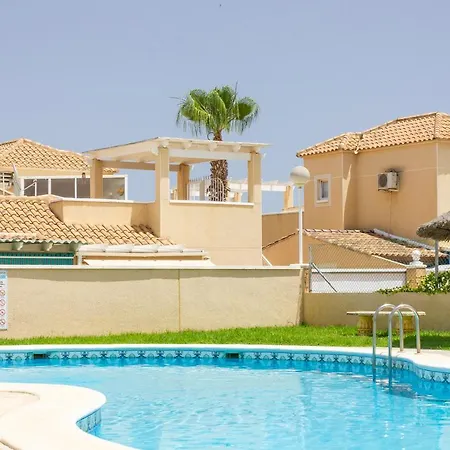 Pink Sunny Hill-bungalow Con Piscina-los Balcones.