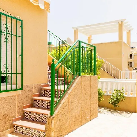Bungalow Pink Sunny Apartment
